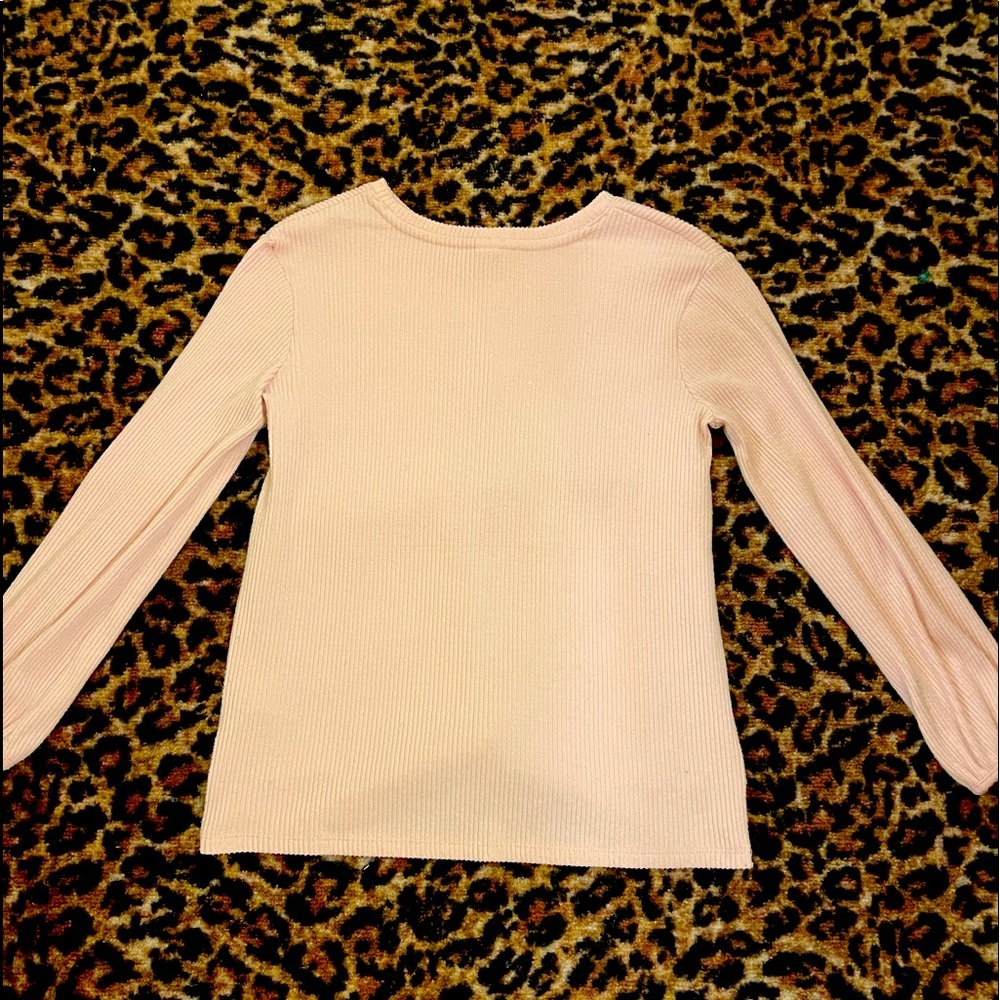 Pink sweater (cross tie)